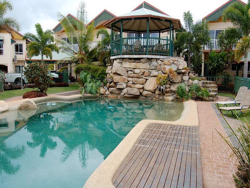 Tinaroo Lake Resort Exterior photo